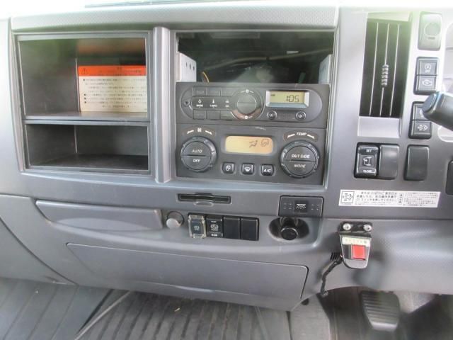 ISUZU FORWARD 2015 Image 31