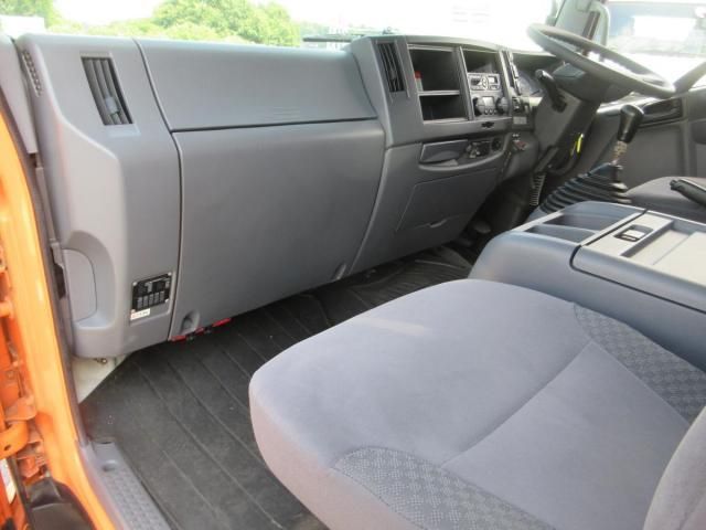 ISUZU FORWARD 2015 Image 31