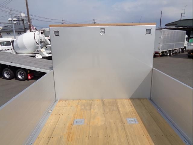 MITSUBISHI FUSOU SUPER GREAT 2025 Image 31