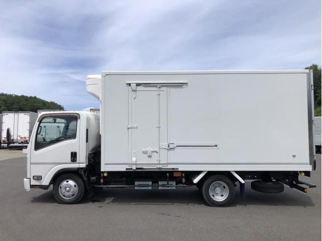ISUZU ELF 2017 Image 31