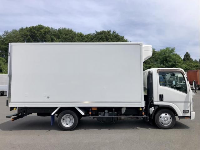 ISUZU ELF 2017 Image 31