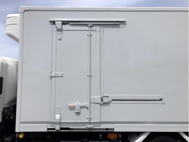 ISUZU ELF 2017 Image 31