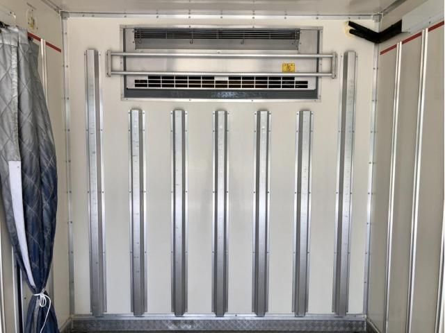 ISUZU ELF 2017 Image 31