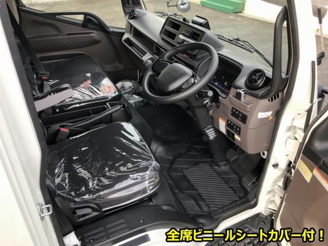 MITSUBISHI CANTER 2025 Image 31