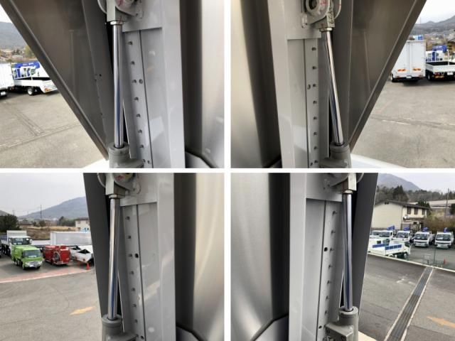 MITSUBISHI CANTER 2025 Image 31