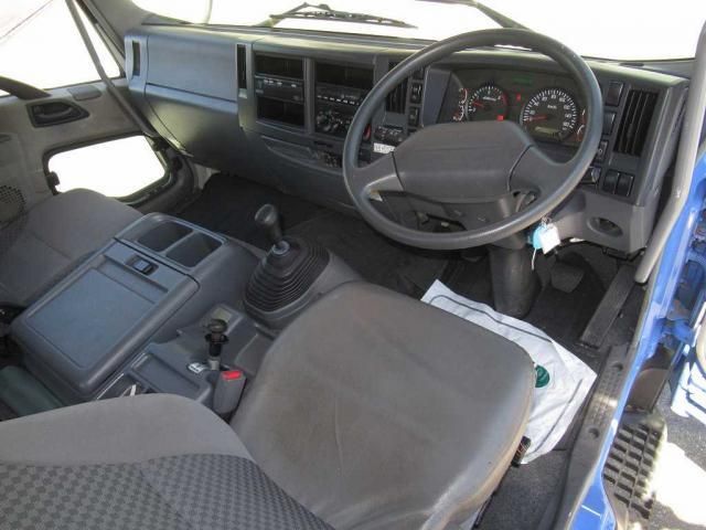 ISUZU FORWARD 2010 Image 31