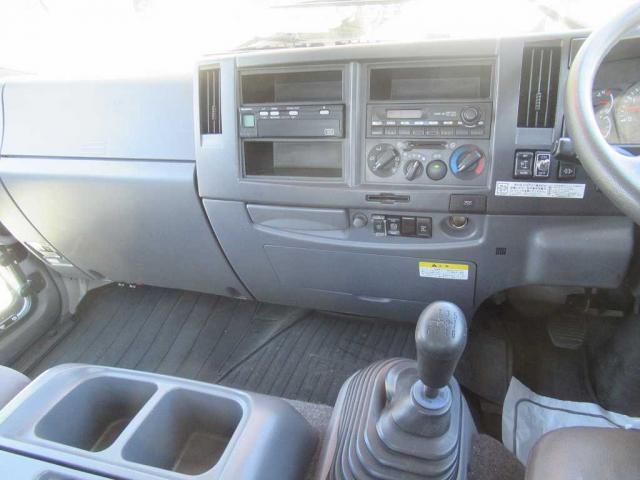 ISUZU FORWARD 2010 Image 31