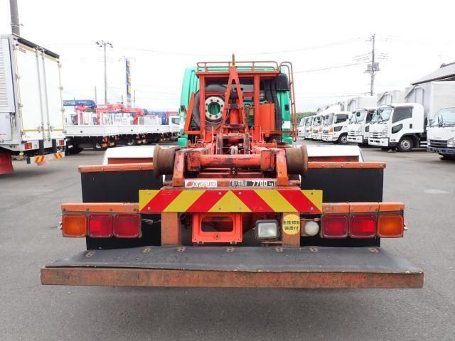 MITSUBISHI FUSOU FIGHTER 2011 Image 31