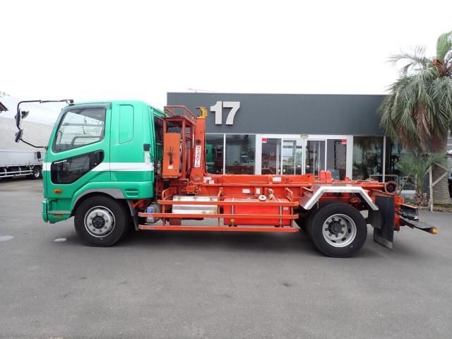 MITSUBISHI FUSOU FIGHTER 2011 Image 31