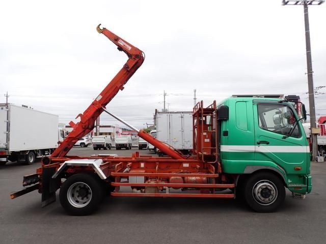 MITSUBISHI FUSOU FIGHTER 2011 Image 31