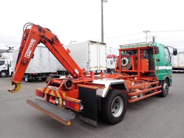 MITSUBISHI FUSOU FIGHTER 2011 Image 31