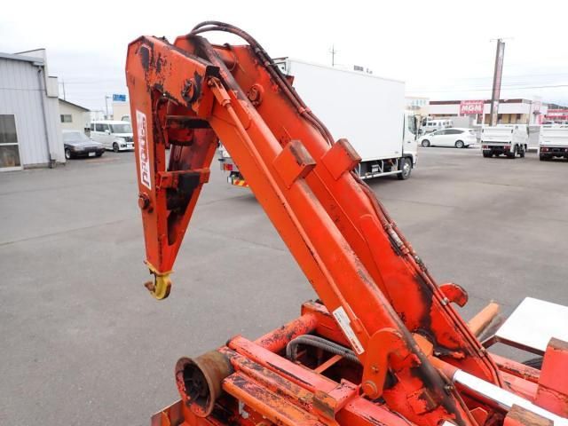 MITSUBISHI FUSOU FIGHTER 2011 Image 31