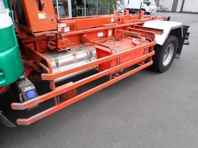 MITSUBISHI FUSOU FIGHTER 2011 Image 31