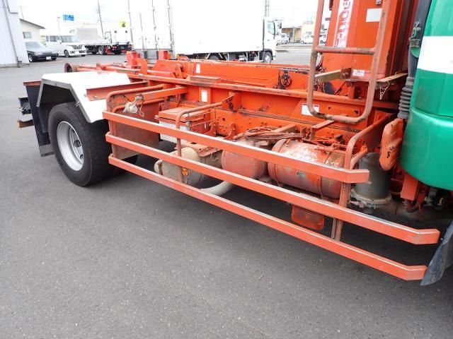 MITSUBISHI FUSOU FIGHTER 2011 Image 31