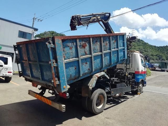 MITSUBISHI FUSOU FIGHTER 2015 Image 31