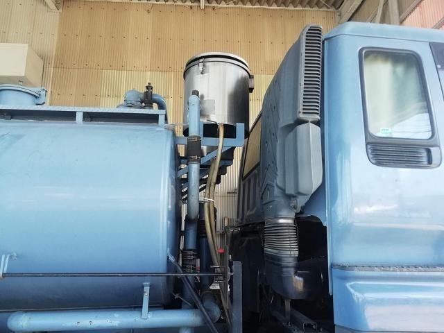 ISUZU GIGA 2010 Image 31