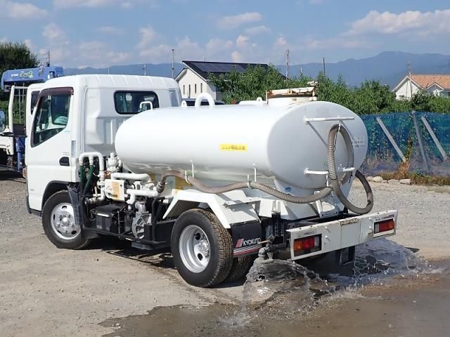 MITSUBISHI CANTER 2016 Image 31