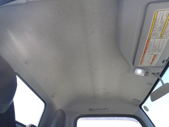 MITSUBISHI CANTER 2016 Image 31