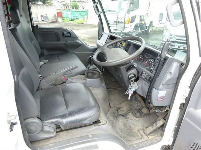 ISUZU ELF 2018 Image 31