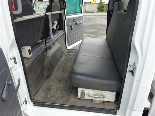 ISUZU ELF 2018 Image 31