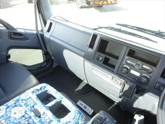 ISUZU FORWARD 2018 Image 31