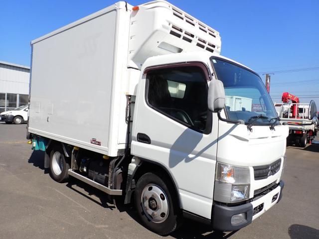 MITSUBISHI CANTER 2018 Image 31