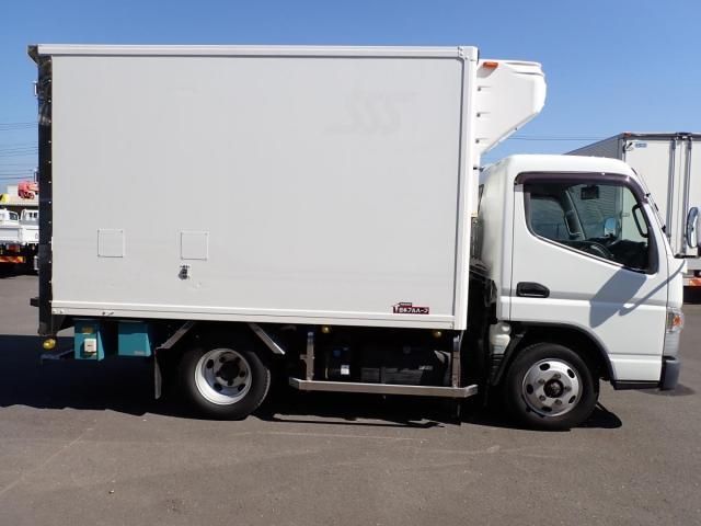 MITSUBISHI CANTER 2018 Image 31