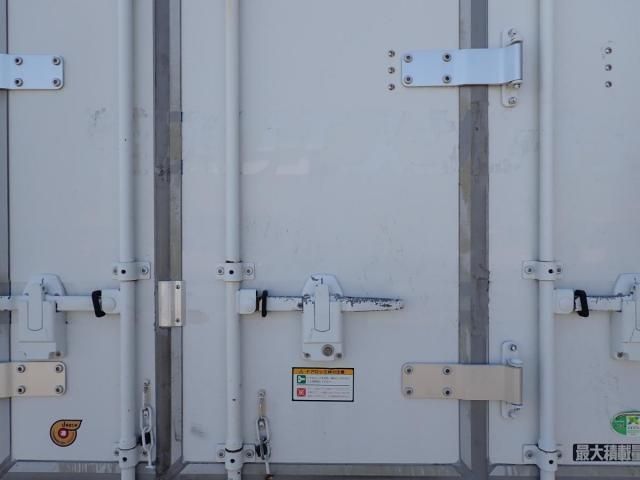 MITSUBISHI CANTER 2018 Image 31