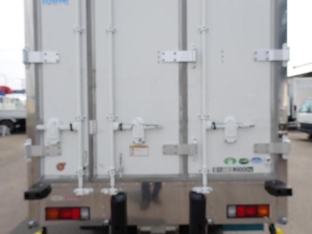 MITSUBISHI CANTER 2018 Image 31