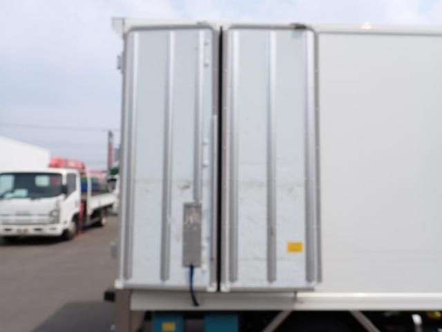 MITSUBISHI CANTER 2018 Image 31