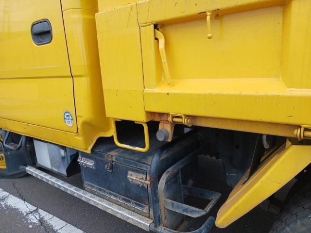 ISUZU ELF 2016 Image 31