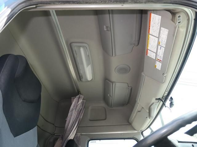 HINO PROFIA 2016 Image 31