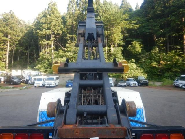 ISUZU GIGA 2007 Image 31