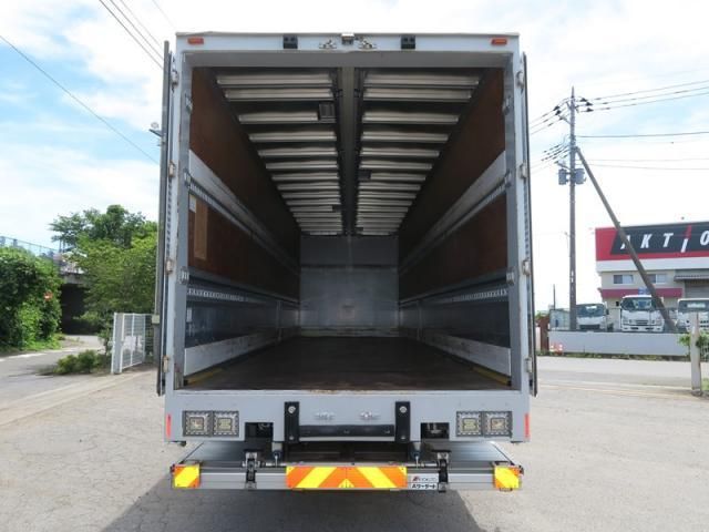 NISSAN DIESEL QUON 2019 Image 31