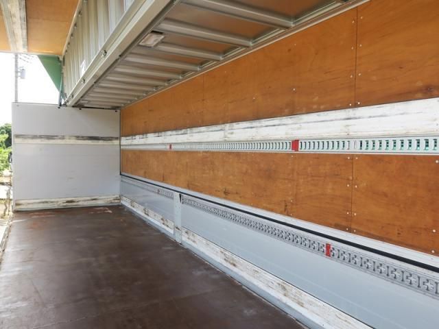 NISSAN DIESEL QUON 2019 Image 31