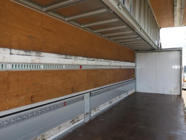 NISSAN DIESEL QUON 2019 Image 31