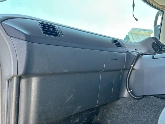 MITSUBISHI FUSOU SUPER GREAT 2014 Image 31