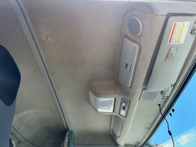 MITSUBISHI FUSOU SUPER GREAT 2014 Image 31