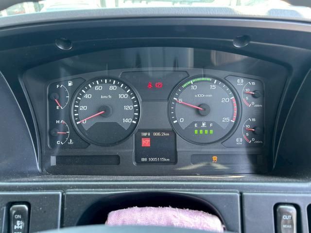 MITSUBISHI FUSOU SUPER GREAT 2014 Image 31