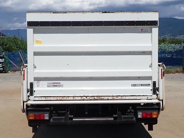 MITSUBISHI CANTER 2018 Image 31