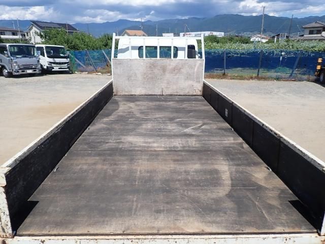 MITSUBISHI CANTER 2018 Image 31