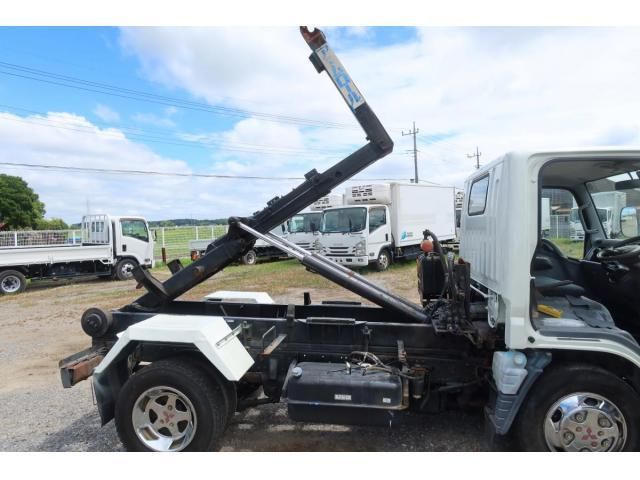 MITSUBISHI CANTER 2003 Image 31