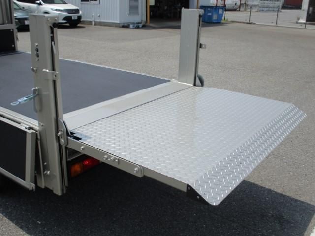 MITSUBISHI CANTER 2025 Image 31