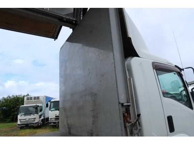 ISUZU FORWARD 2017 Image 31