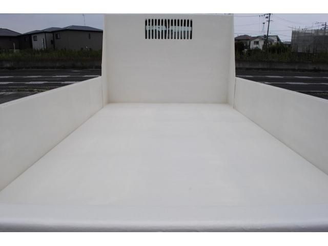 HINO DUTRO 2011 Image 31