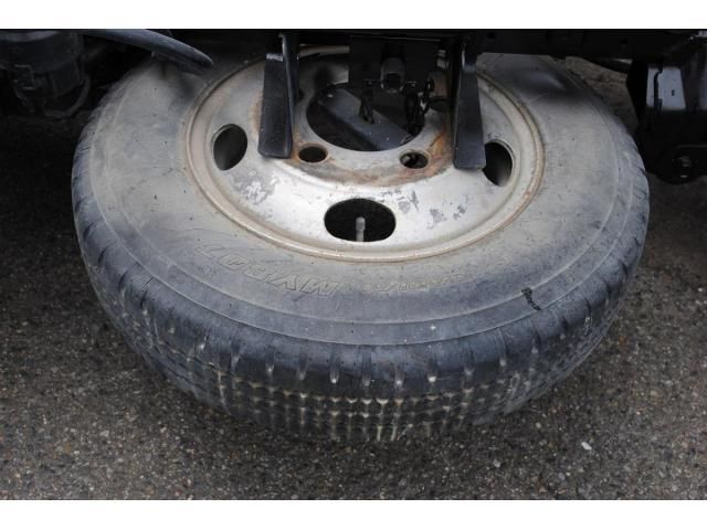 HINO DUTRO 2011 Image 31