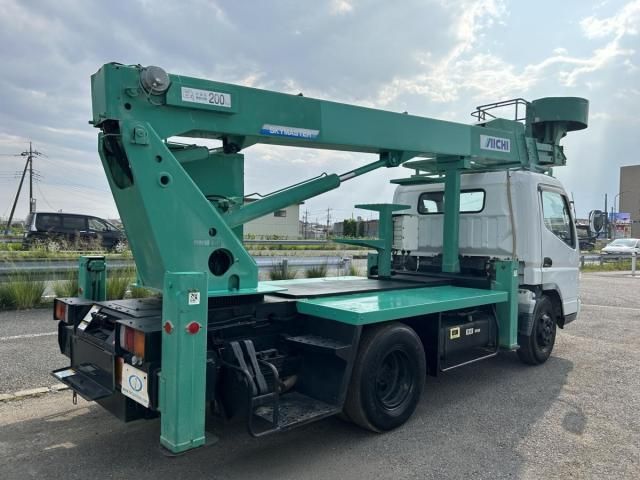 MITSUBISHI CANTER 2003 Image 31