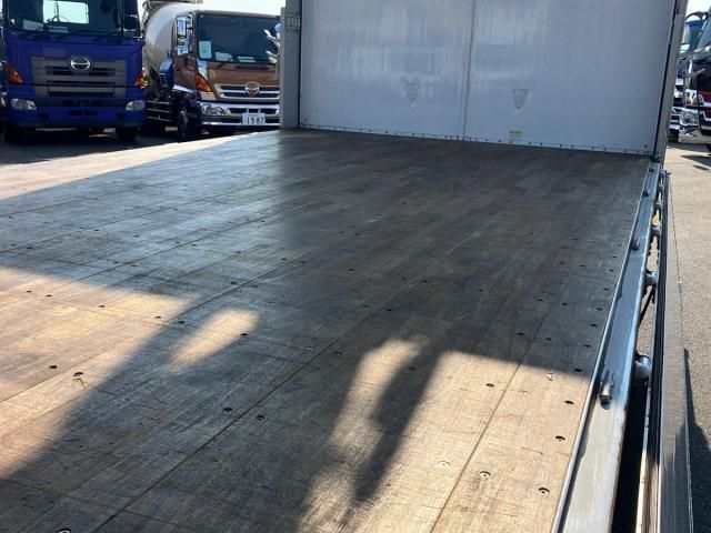 NISSAN DIESEL QUON 2021 Image 31