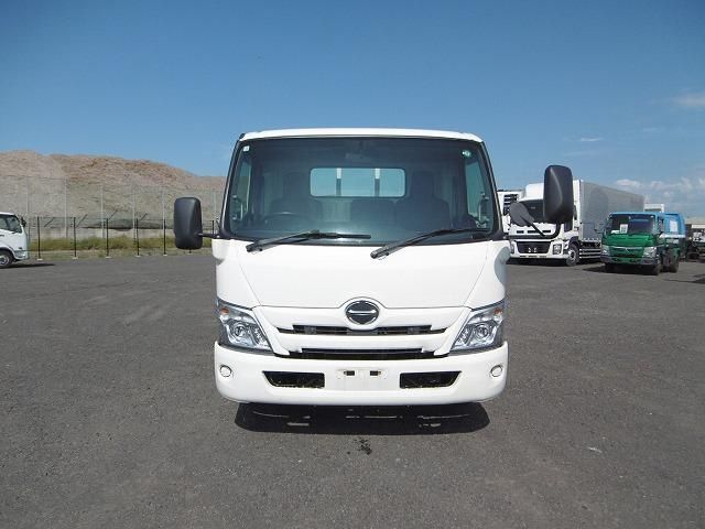 HINO DUTRO 2020 Image 31