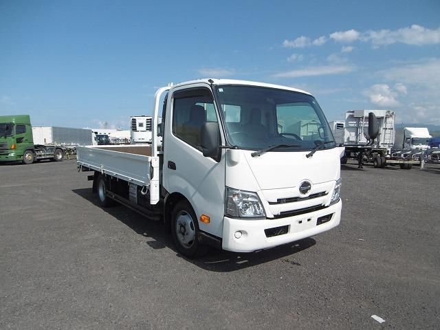 HINO DUTRO 2020 Image 31